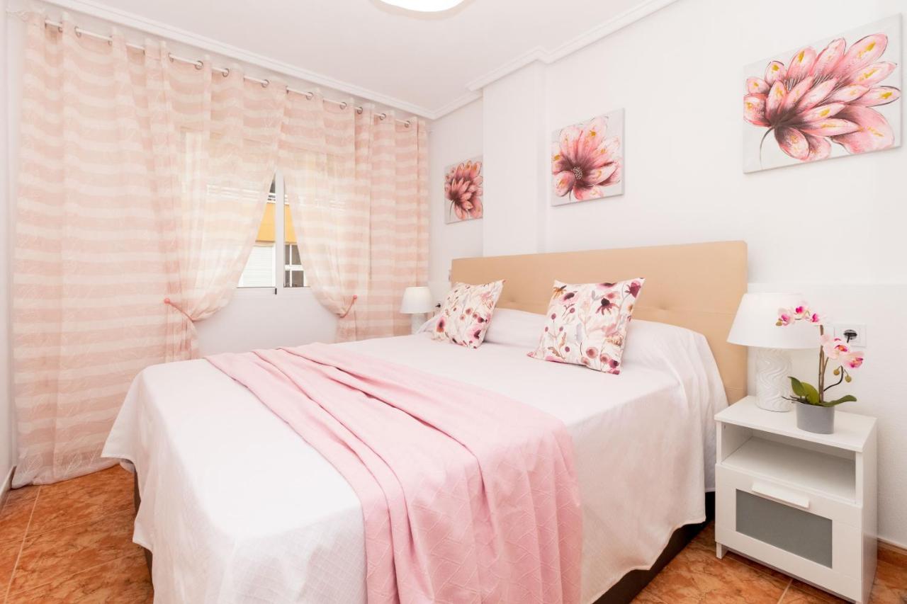 Marianna Apartment Torrevieja Bagian luar foto